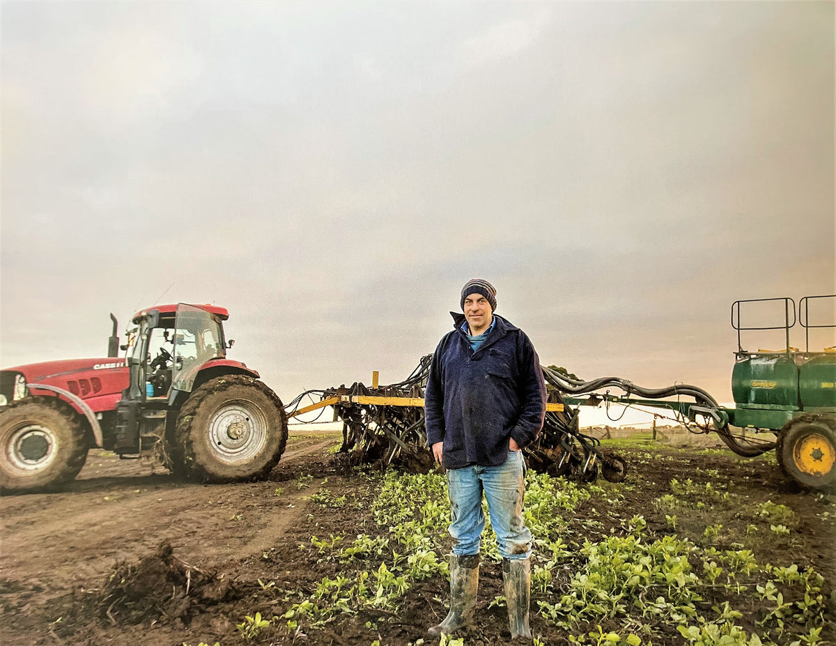 What Does A Farmer Look Like – Rural Bookshop